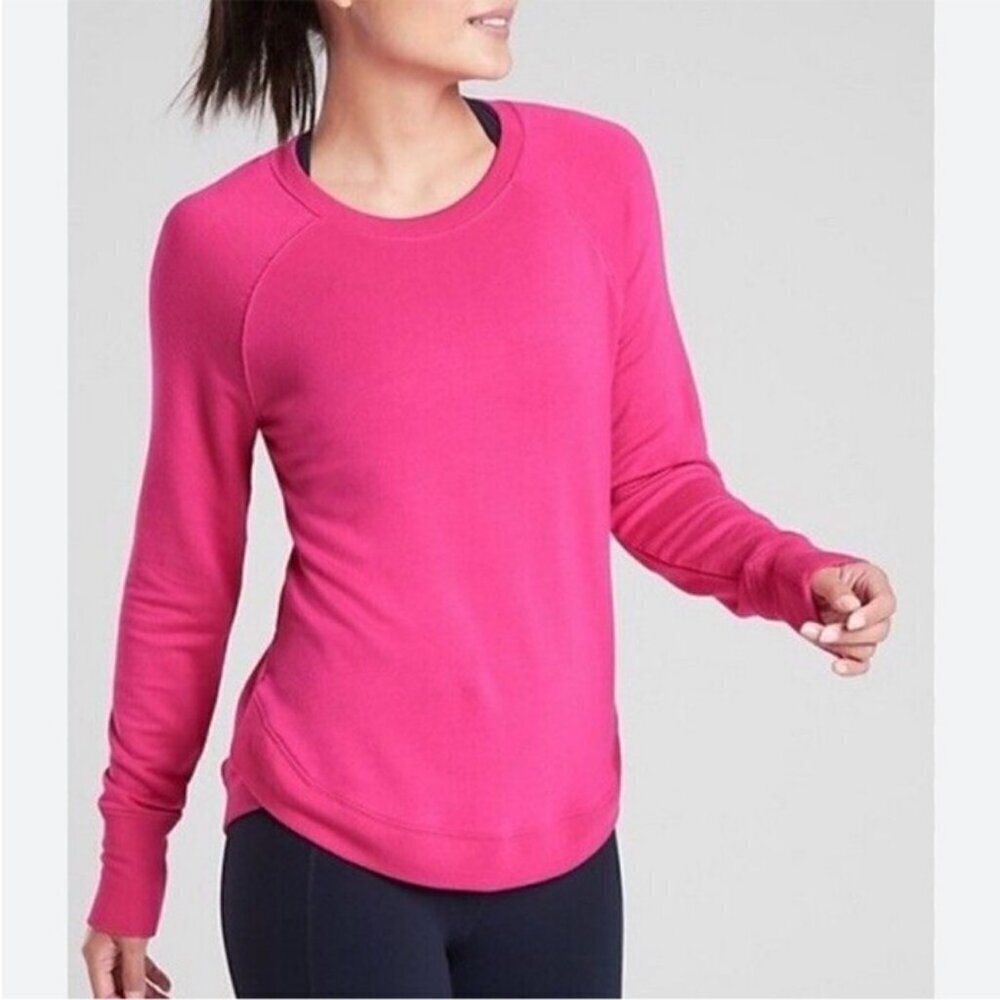 Athleta Fuchsia Hot Pink Long Sleeve Crewneck Athletic Top Women’s Size Medium
